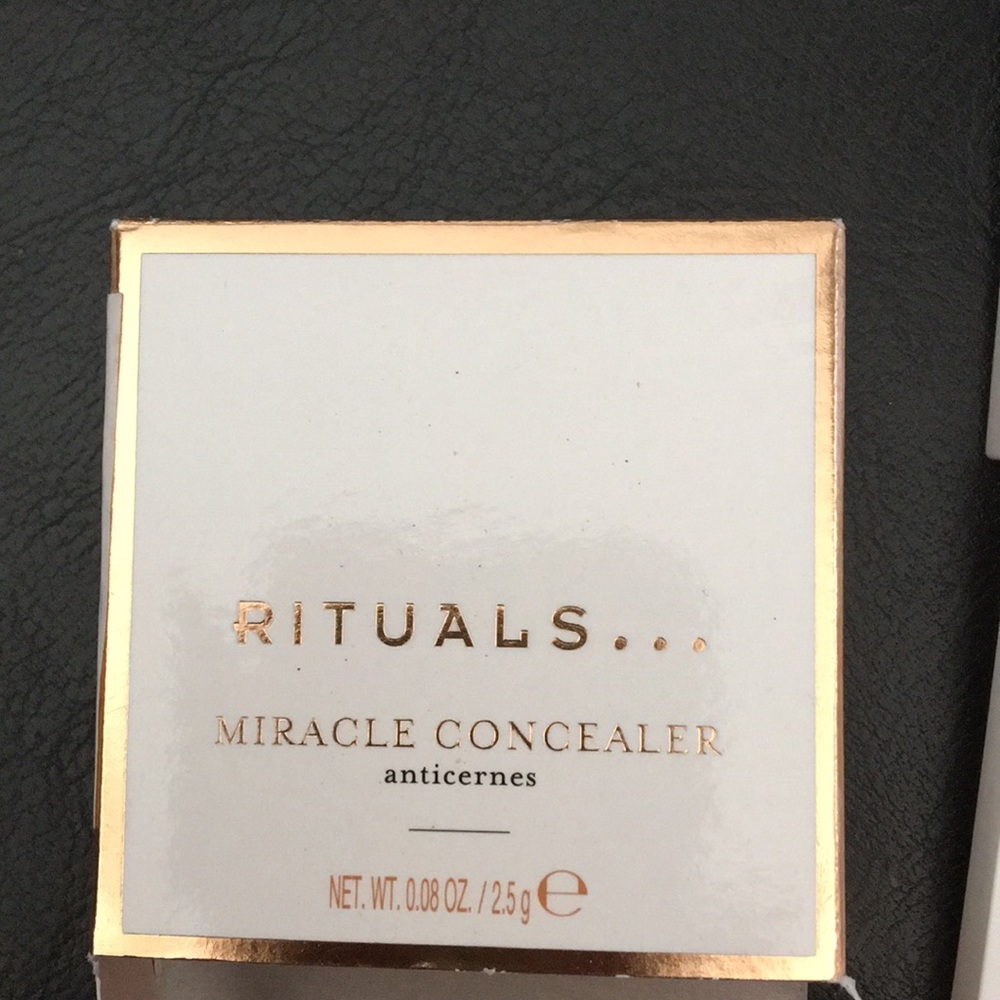 New Rituals... Miracle Concealer with Mirror Boxed - Picture 3 of 3